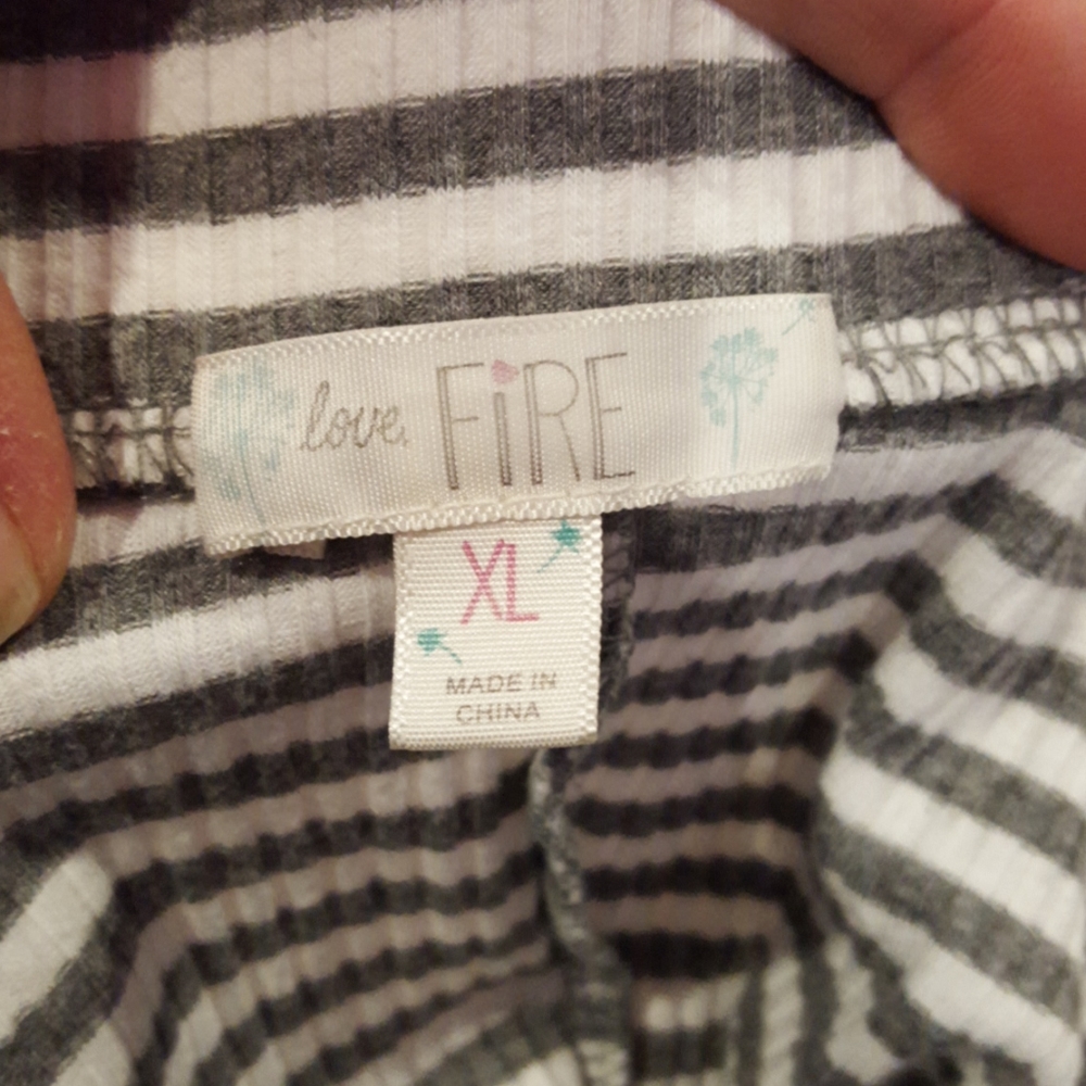 mini skirt - Picture 2 of 2